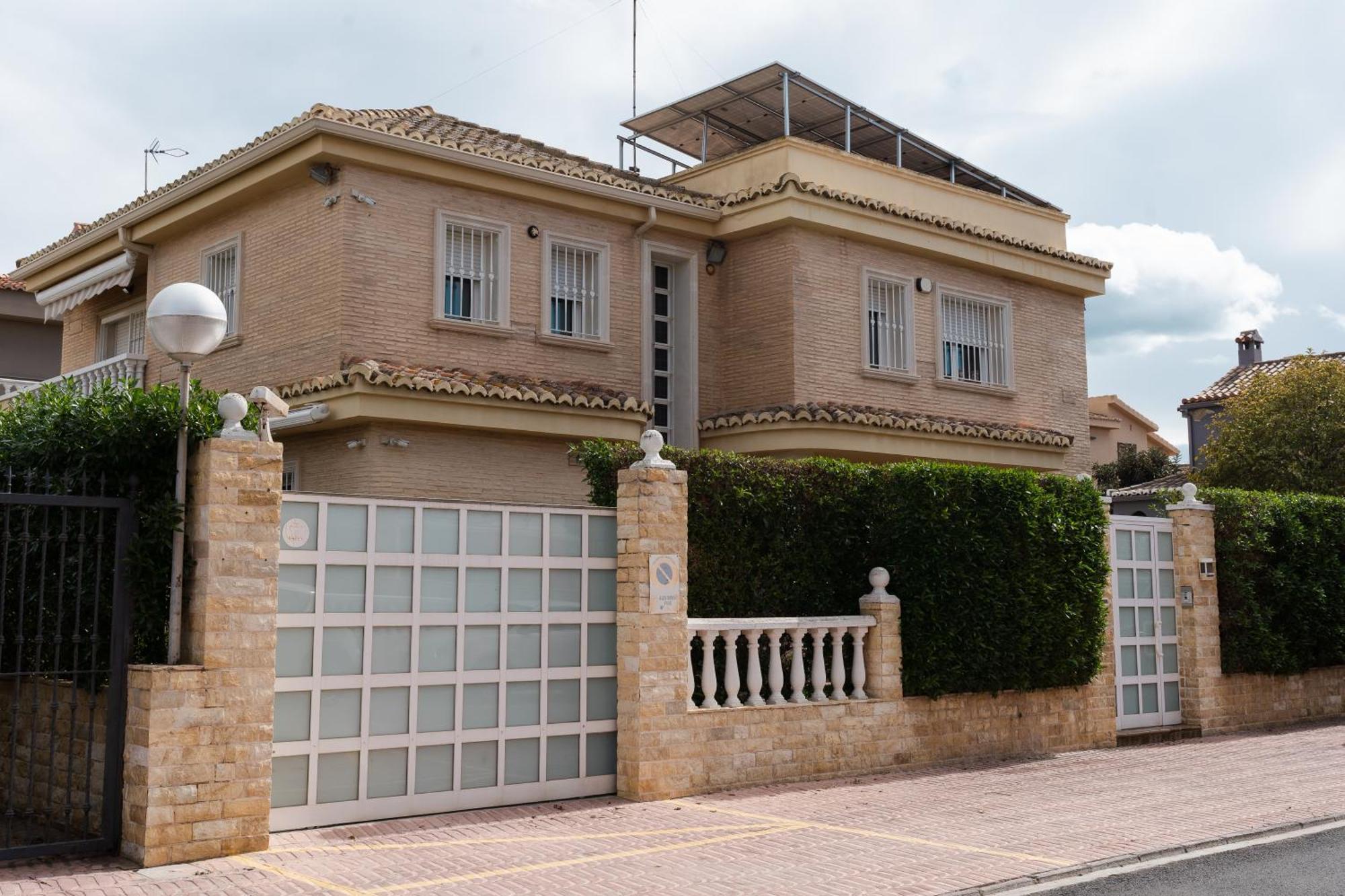 Experience Valencia Luxury Chalet Puig Val Con Piscina المظهر الخارجي الصورة